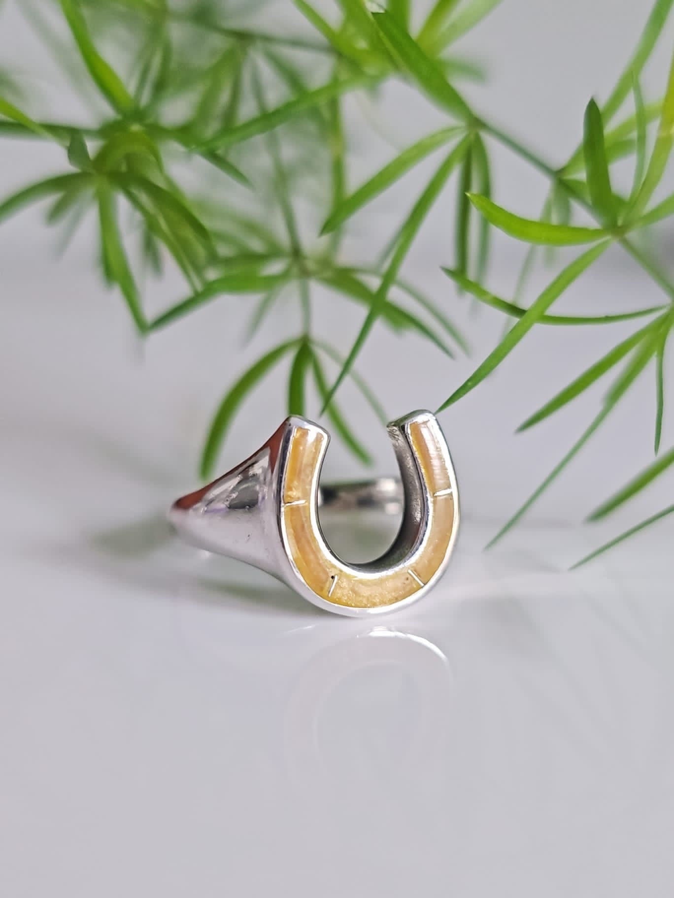 Horse Shoe Ring, Tiger Eyes Stone