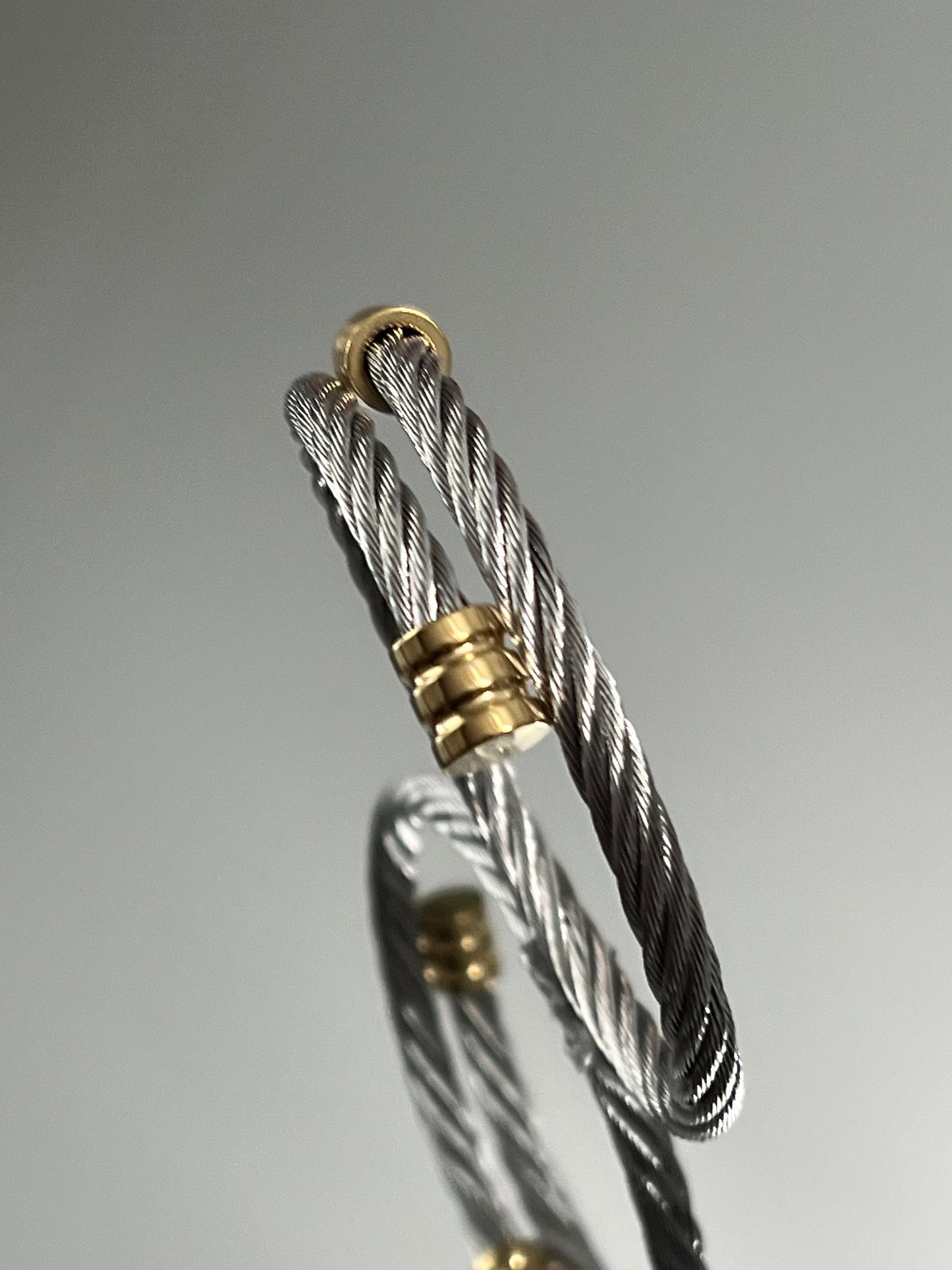 Men’s Wire Bracelet, Two Tone Gold Stainless Steel Bracelet for Men