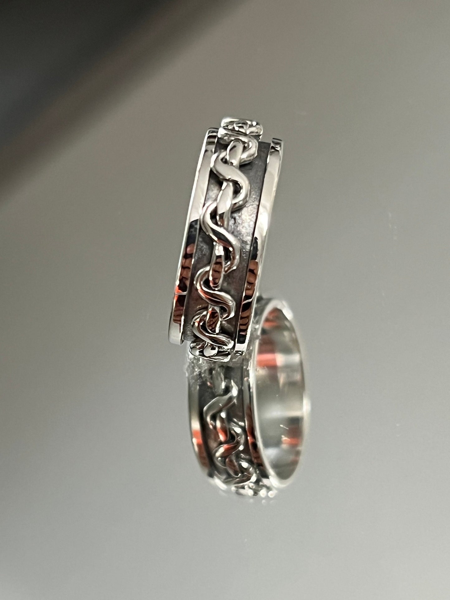 Fidget Spinner Silver Ring Band