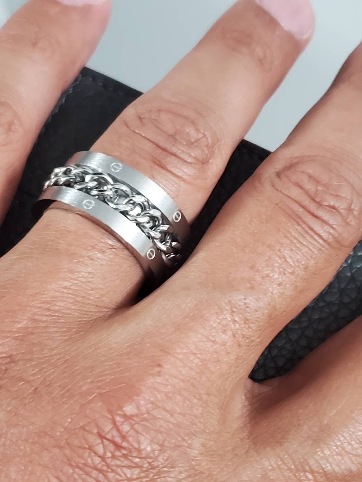 Fashion Inspired Chain Link Band