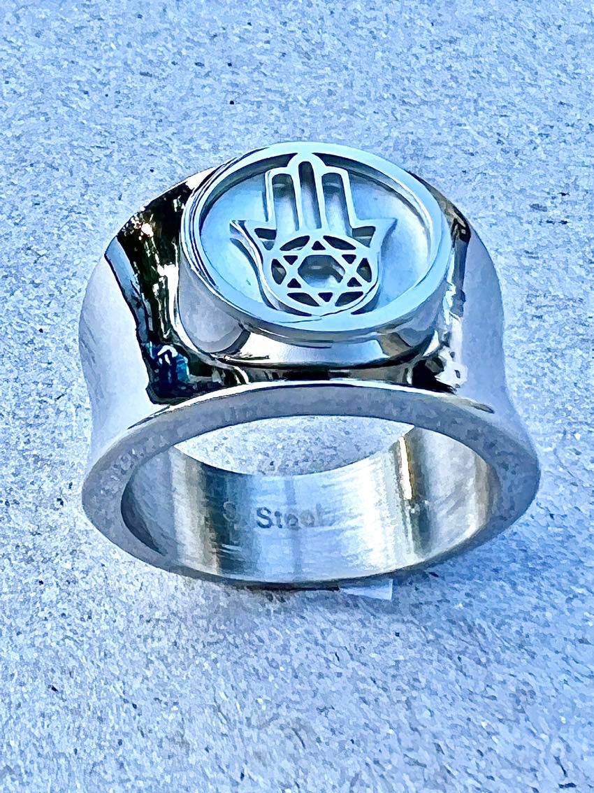 Mother of Pearl Look Hamza Ring