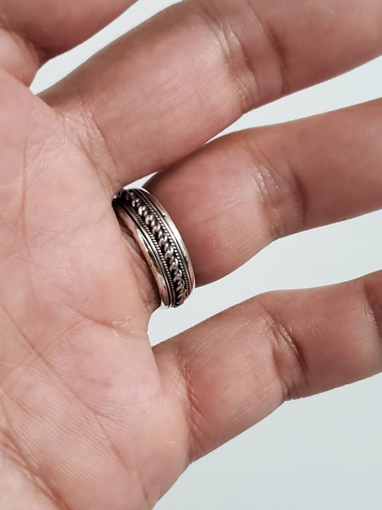 Men's Bali Spinner Engagement Band