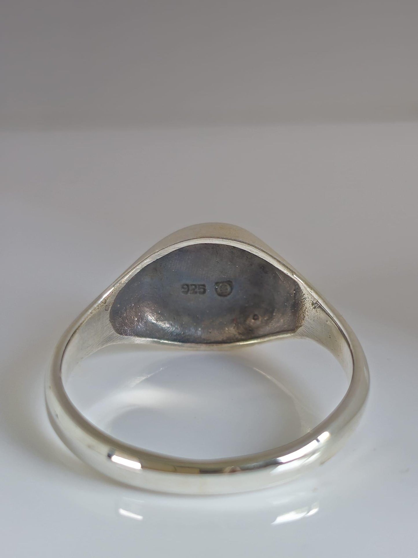 Yin Yang Balance Ring in Sterling Silver with Onyx & White Opal – Modern Symbolic Statement
