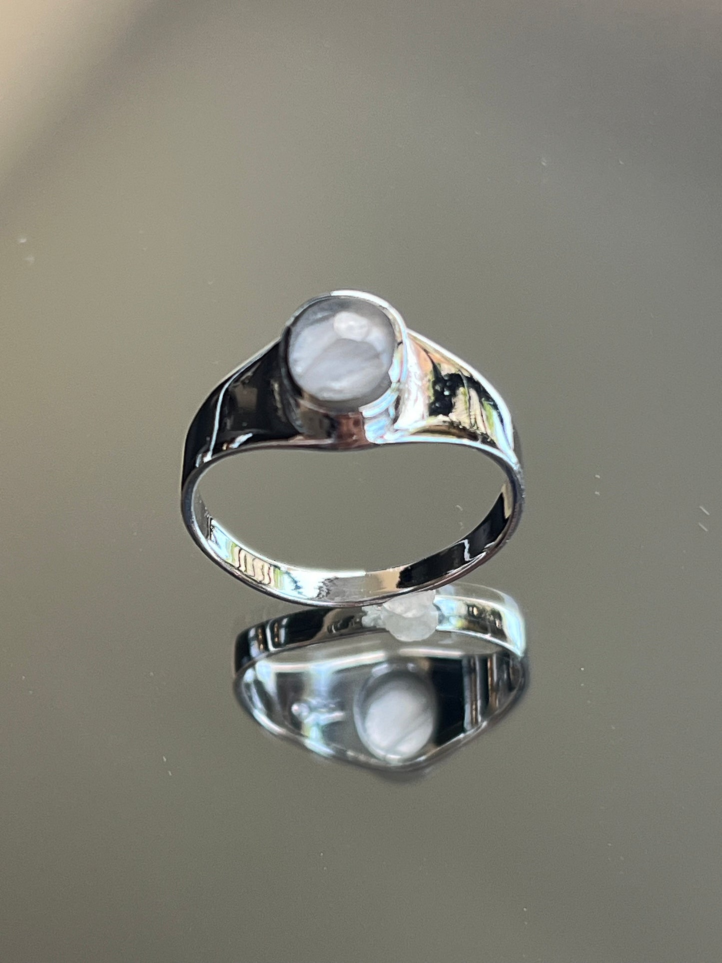 Moon Signet Black Agate Stone Ring
