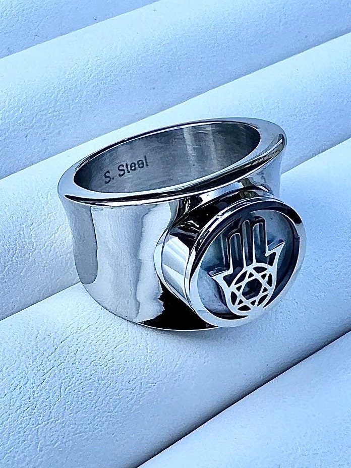 Mother of Pearl Look Hamza Ring