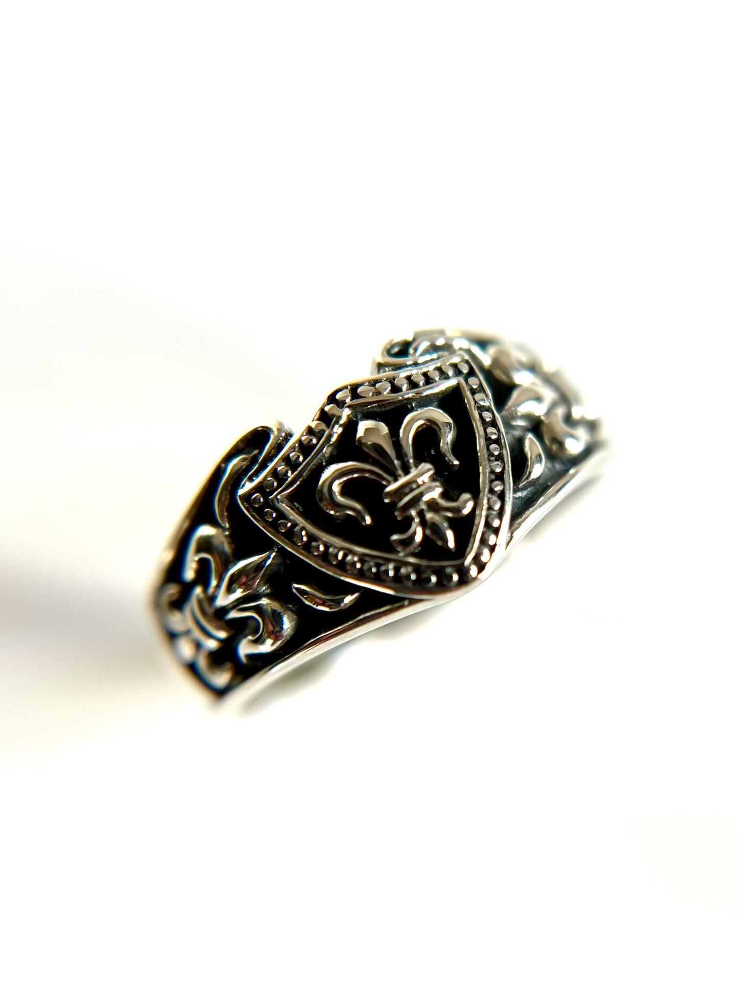 Fleur De Lis Shield Ring