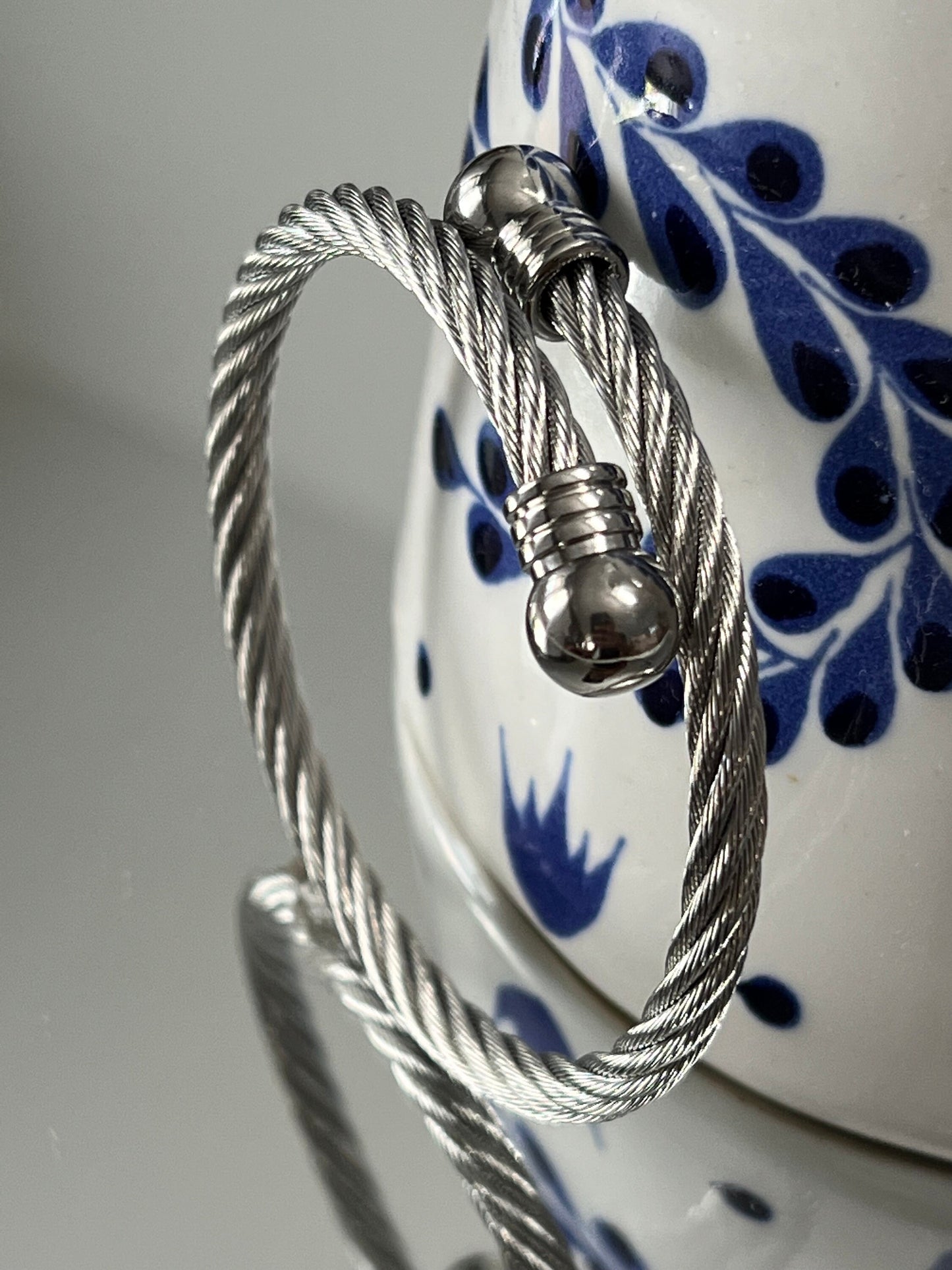 Men’s Wire Bracelet