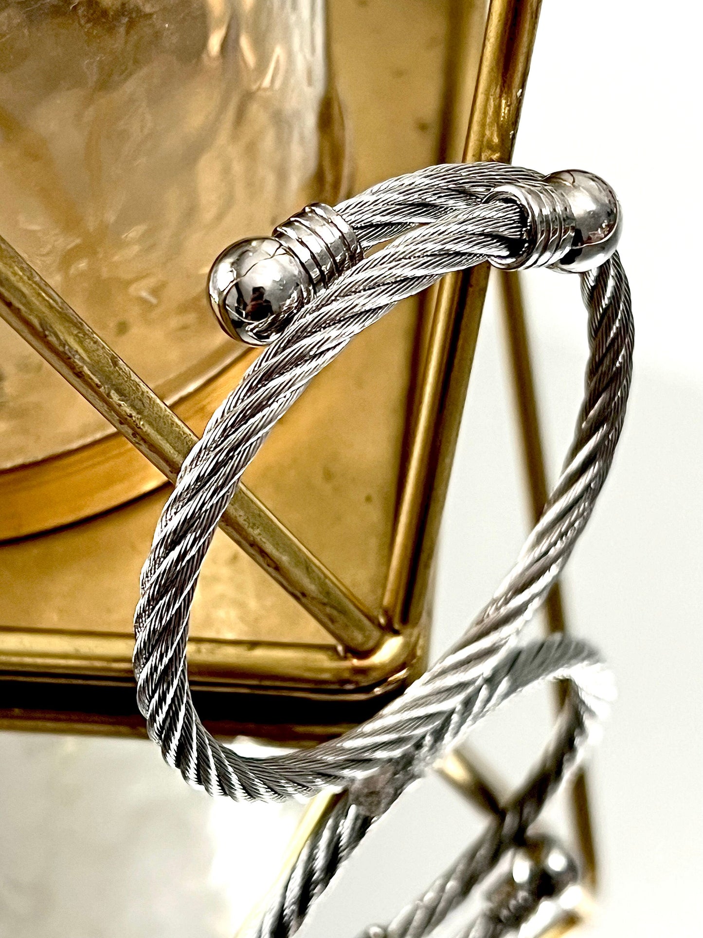 Men’s Wire Bracelet