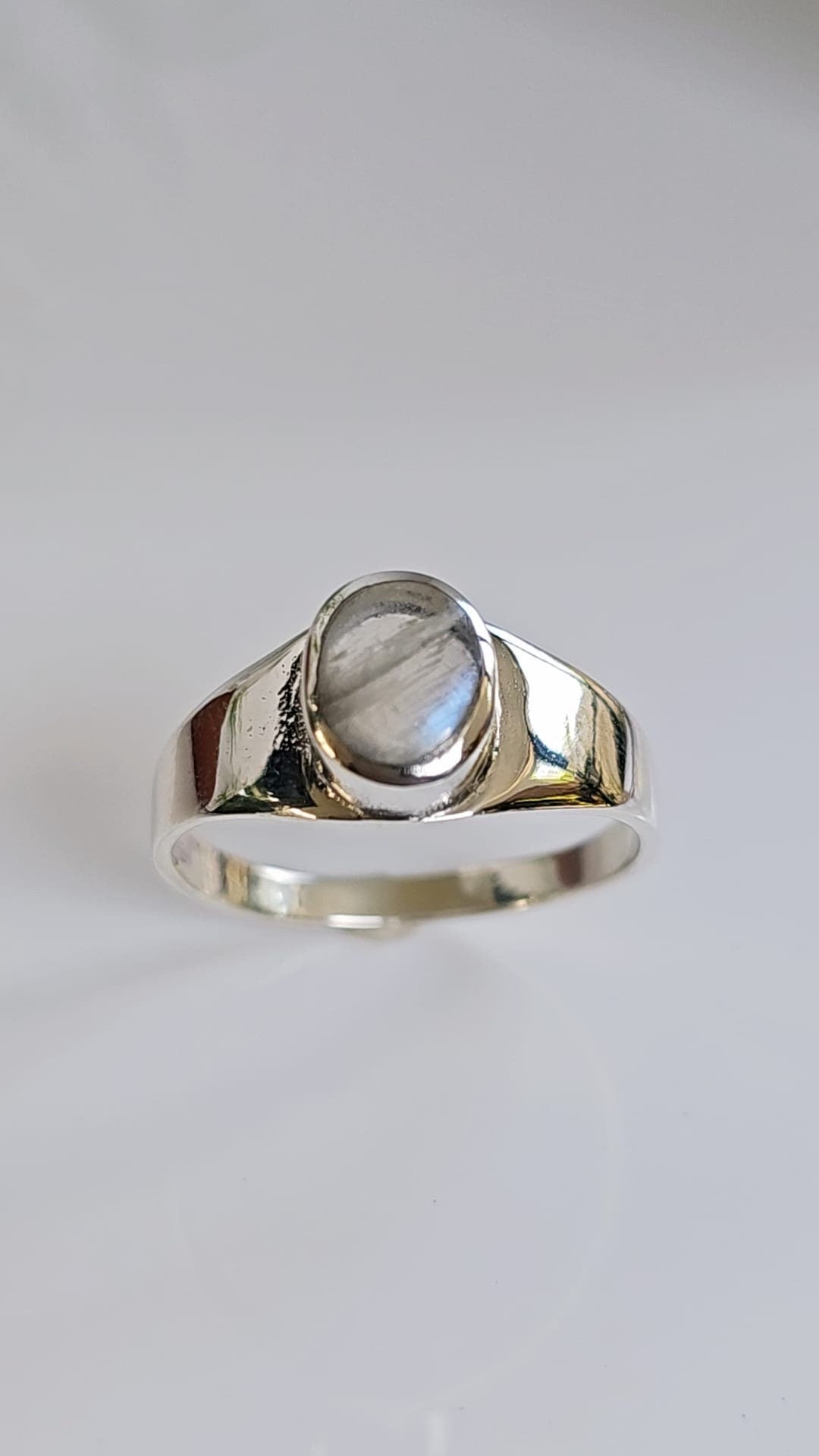 Moon Signet Black Agate Stone Ring