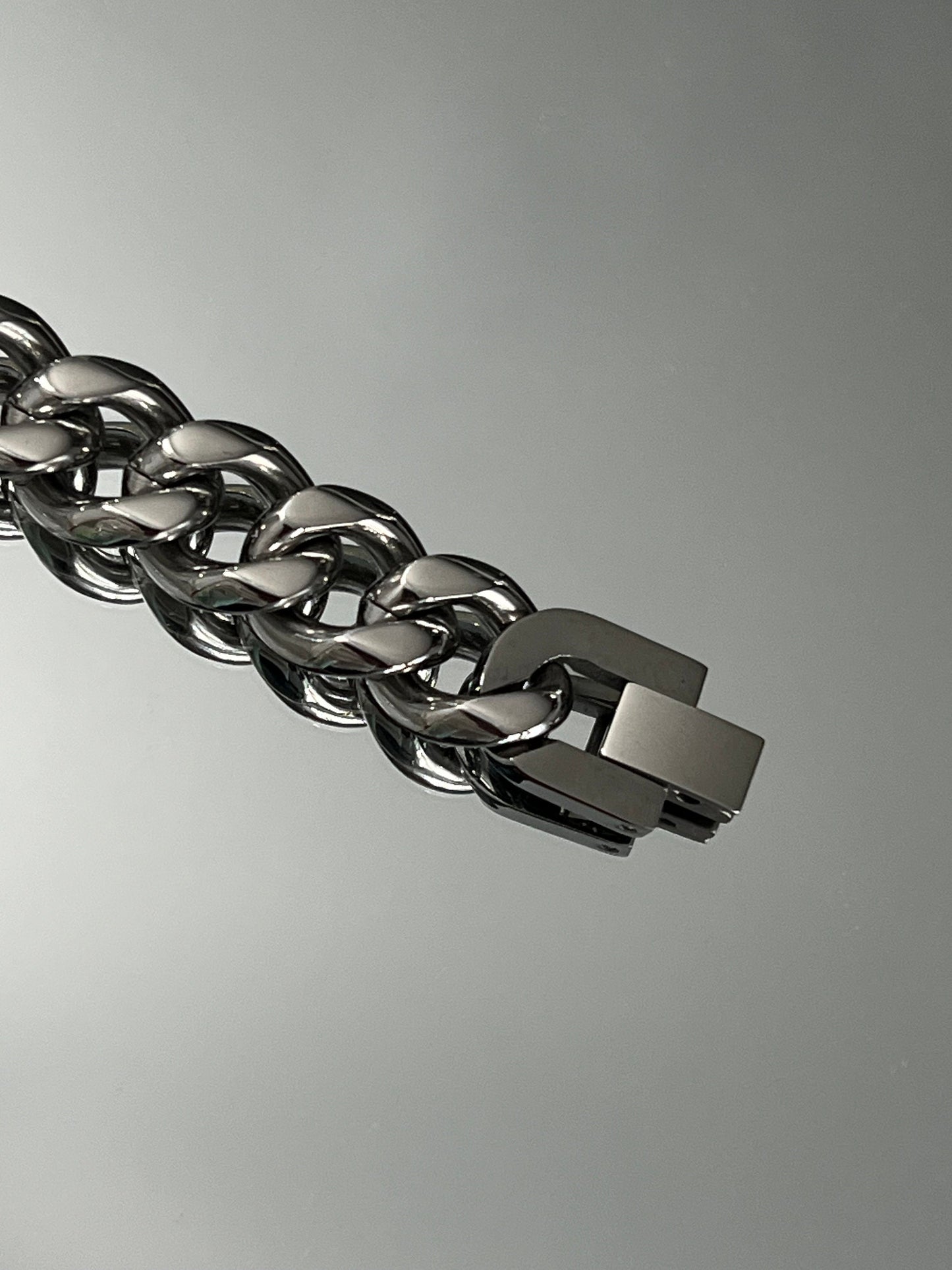 Rugged Cuban Chain Link Bracelet Unisex Bracelet