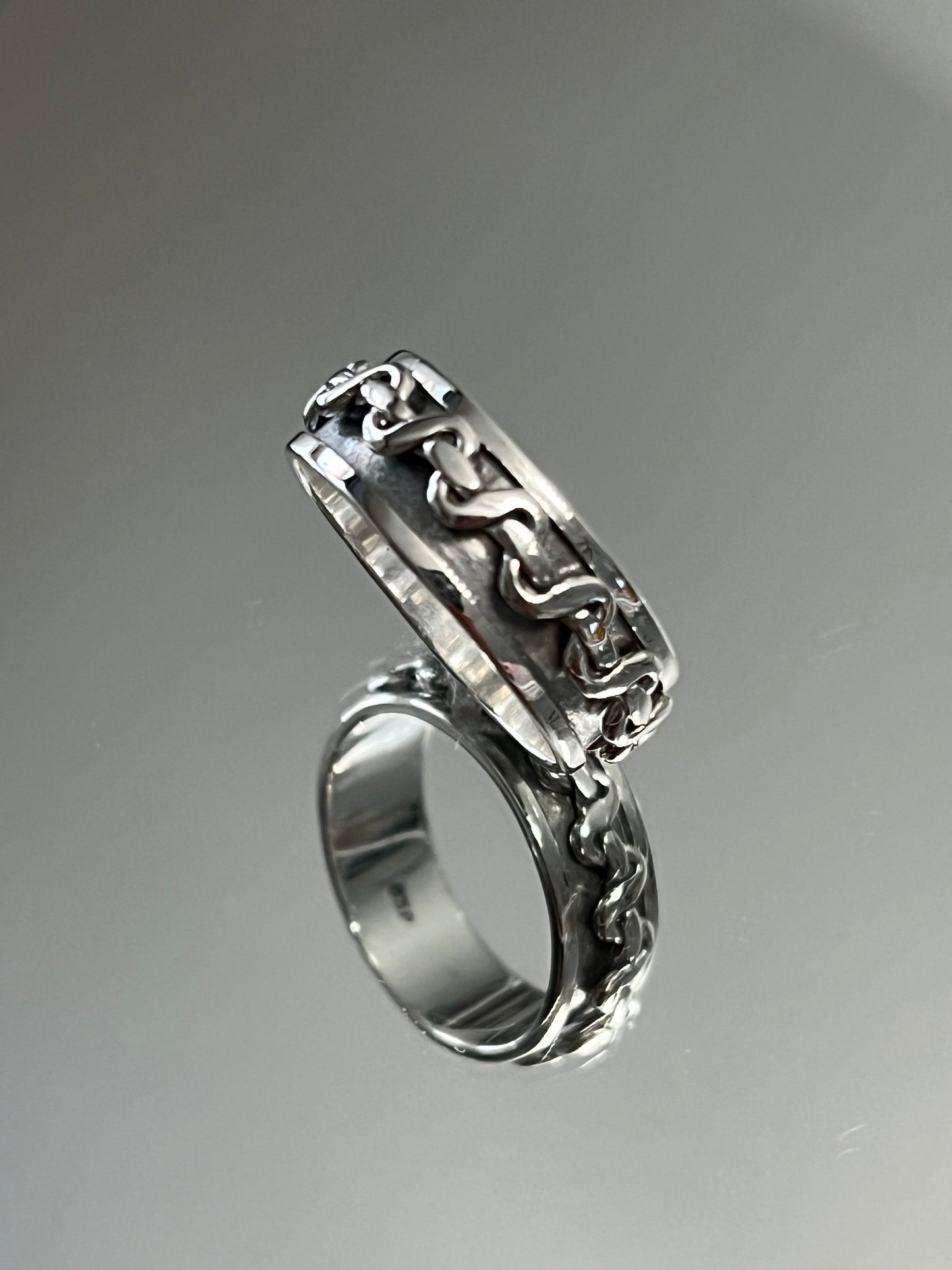 Fidget Spinner Silver Ring Band