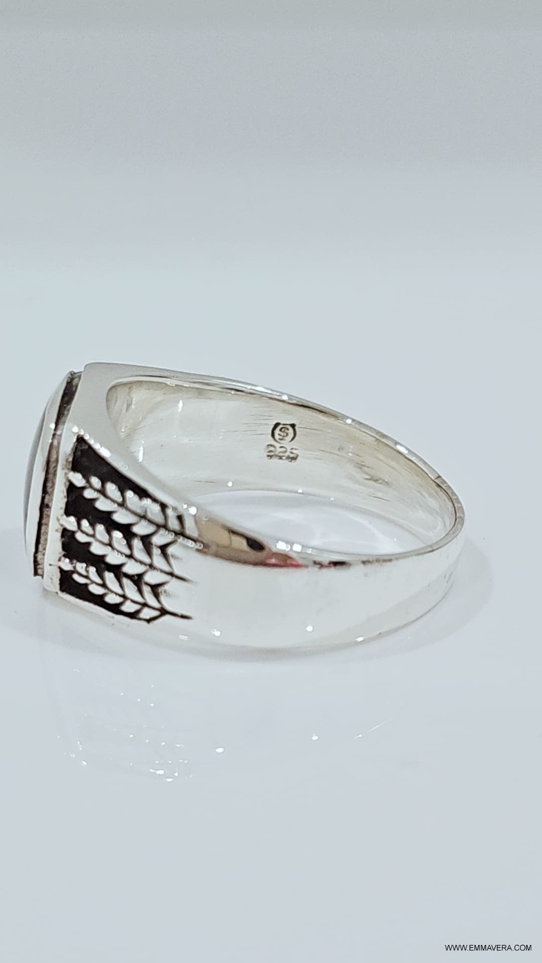 Leaves of 420 Onyx Stone Men's Silver Ring