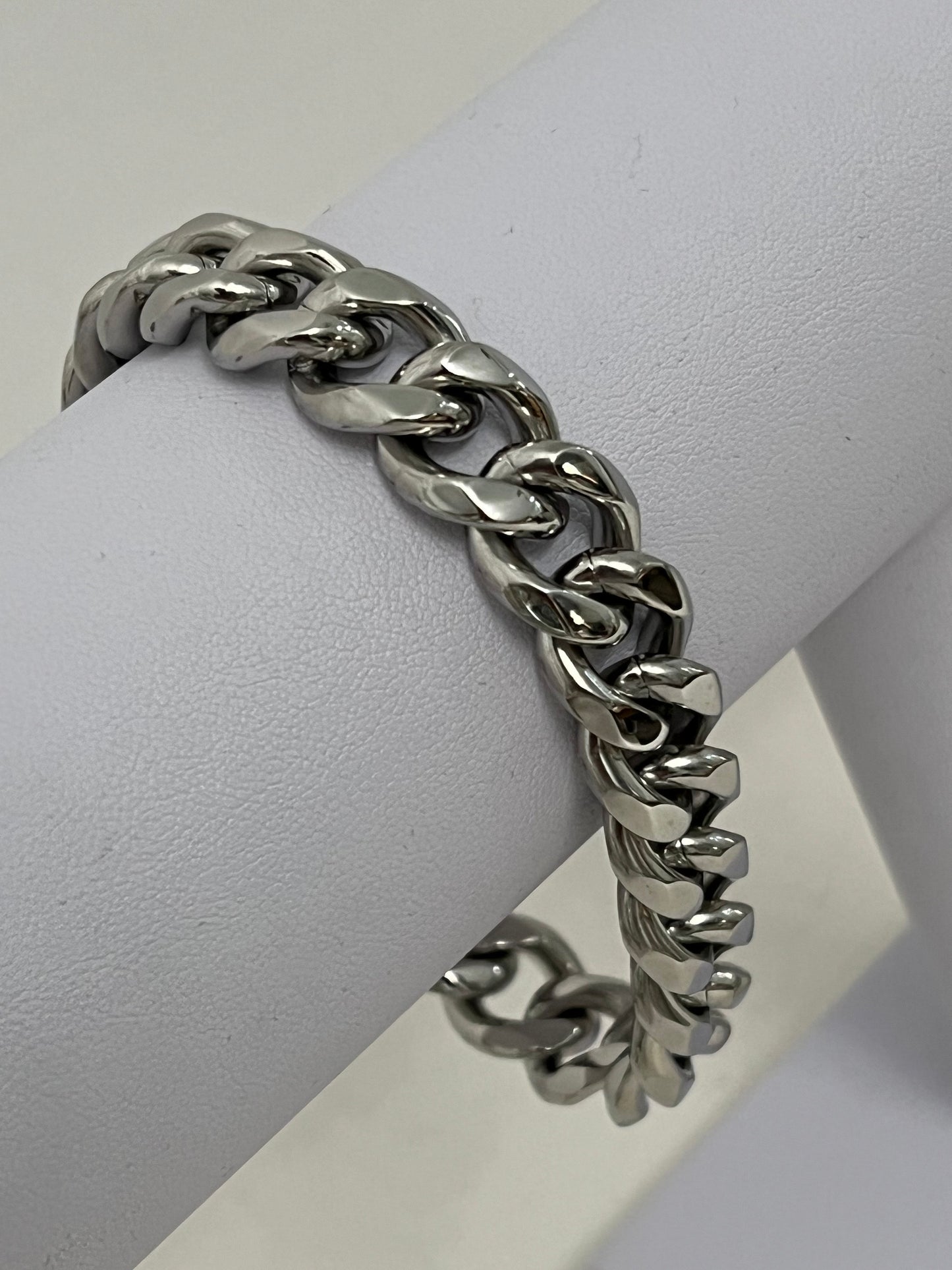 Rugged Cuban Chain Link Bracelet Unisex Bracelet
