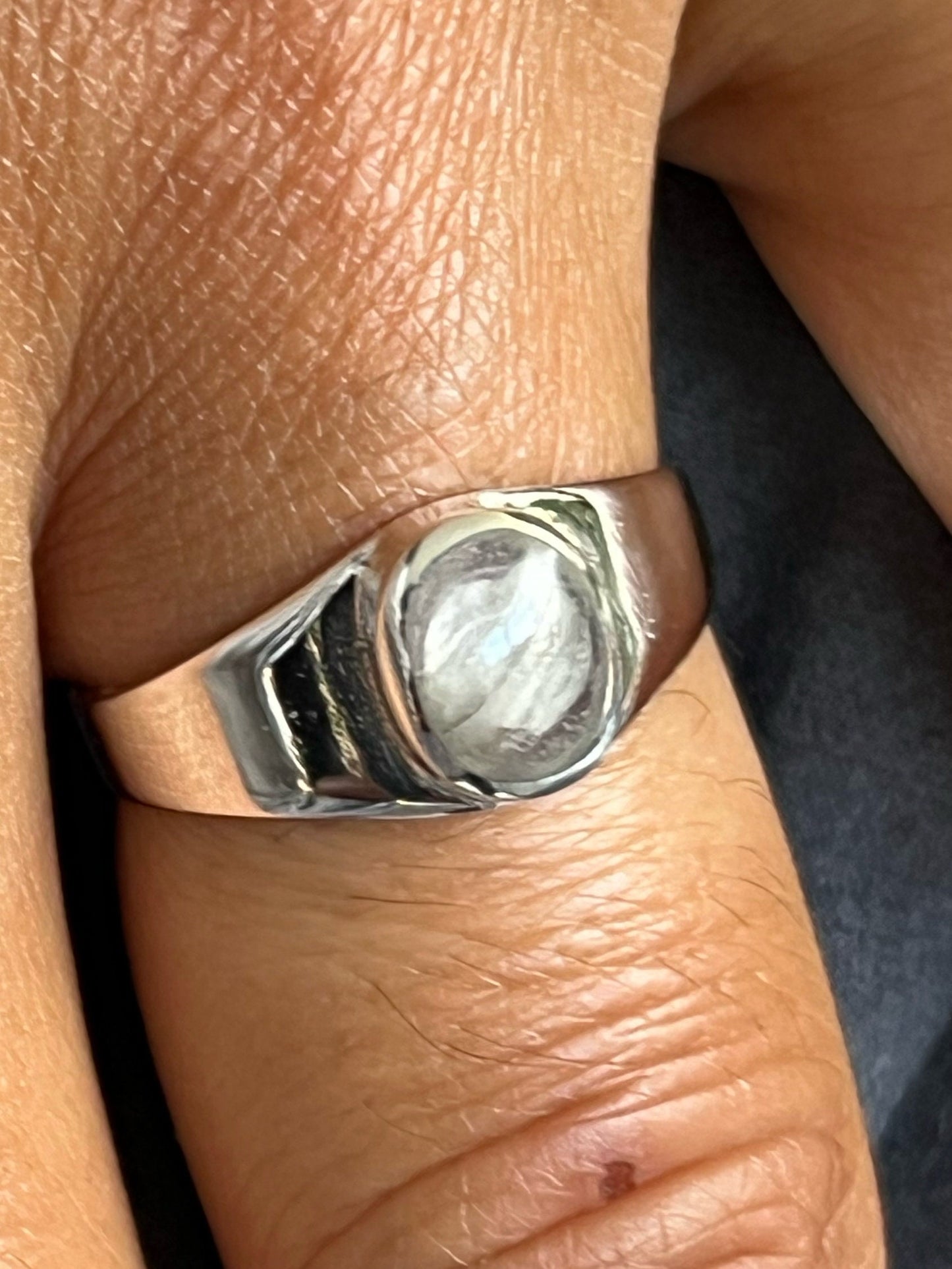 Moon Signet Black Agate Stone Ring