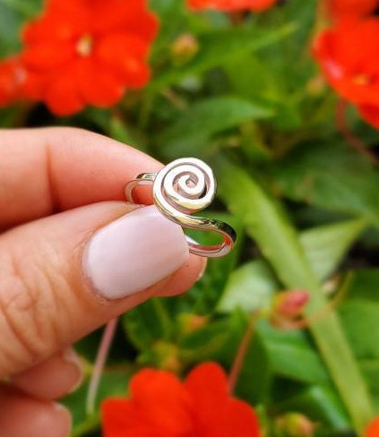 Swirl Ring, Sterling Silver Women Ring, Swirl Minimalist Ring, 925 Stamped, high polished, non tarnish, size 4 to11