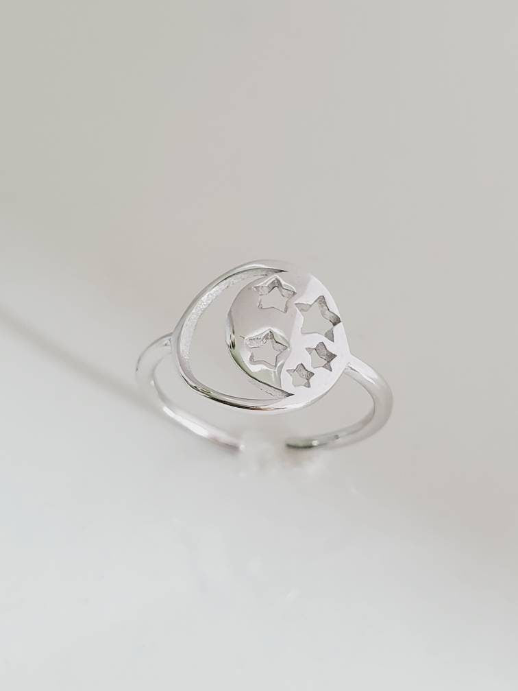 Moon & Stars Sterling Silver Toe Ring – 11mm Face Height, Rhodium Plated Non-Tarnish Finish