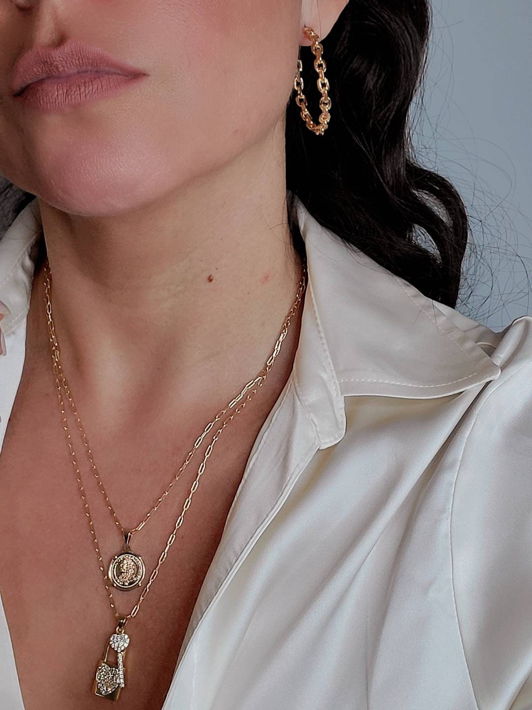 Gold Chain Star Choker Sequin Disc Necklace