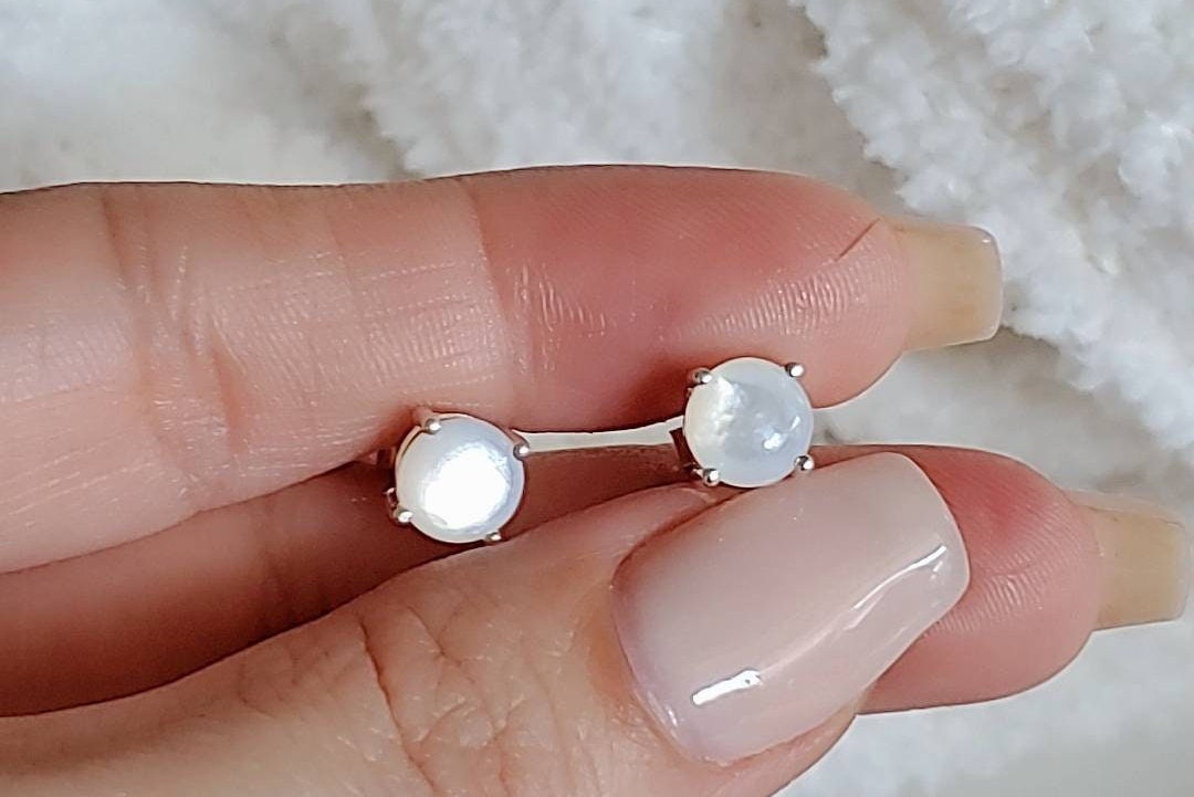 Mother of Pearl Studs Earrings