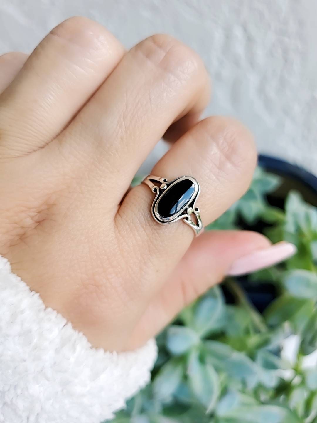 Sterling Silver Onyx Ring, Women's Ring, Minimalist Ring, Genuine Onyx, Oval Stone, 925 Stamped, Black Stone Ring, Gift for Women