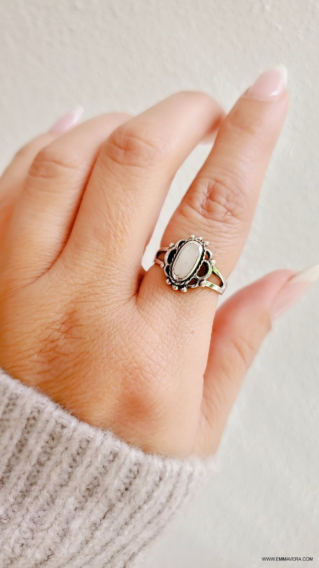 Sterling Silver Mother of Pearl Ring, Women's Ring, Minimalist Ring, Genuine Stone, 925 Stamped, Anniversary Gift, Gift for Women