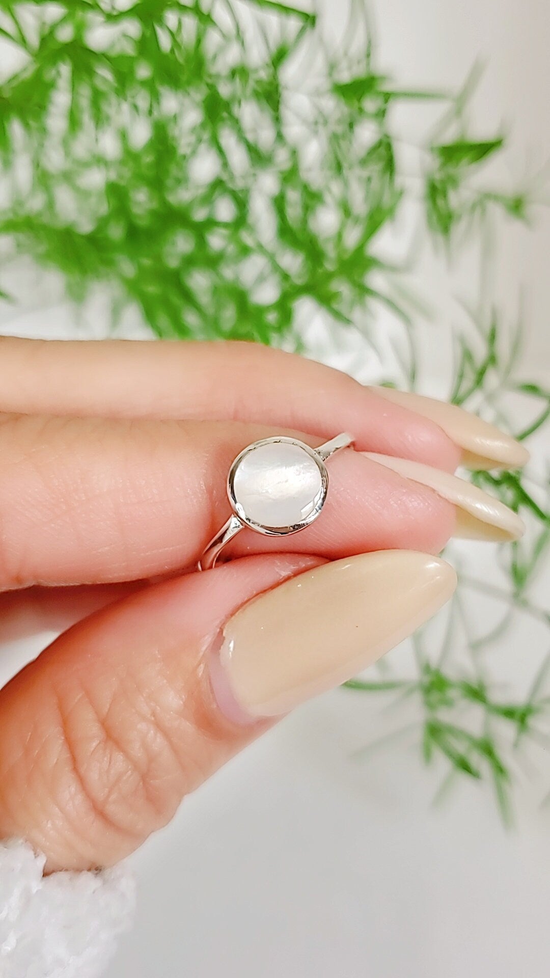 Sterling Silver Mother of Pearl Ring, Women Statement Ring, White Stone Ring, Wedding Ring, 925 Stamped, Ring for Women