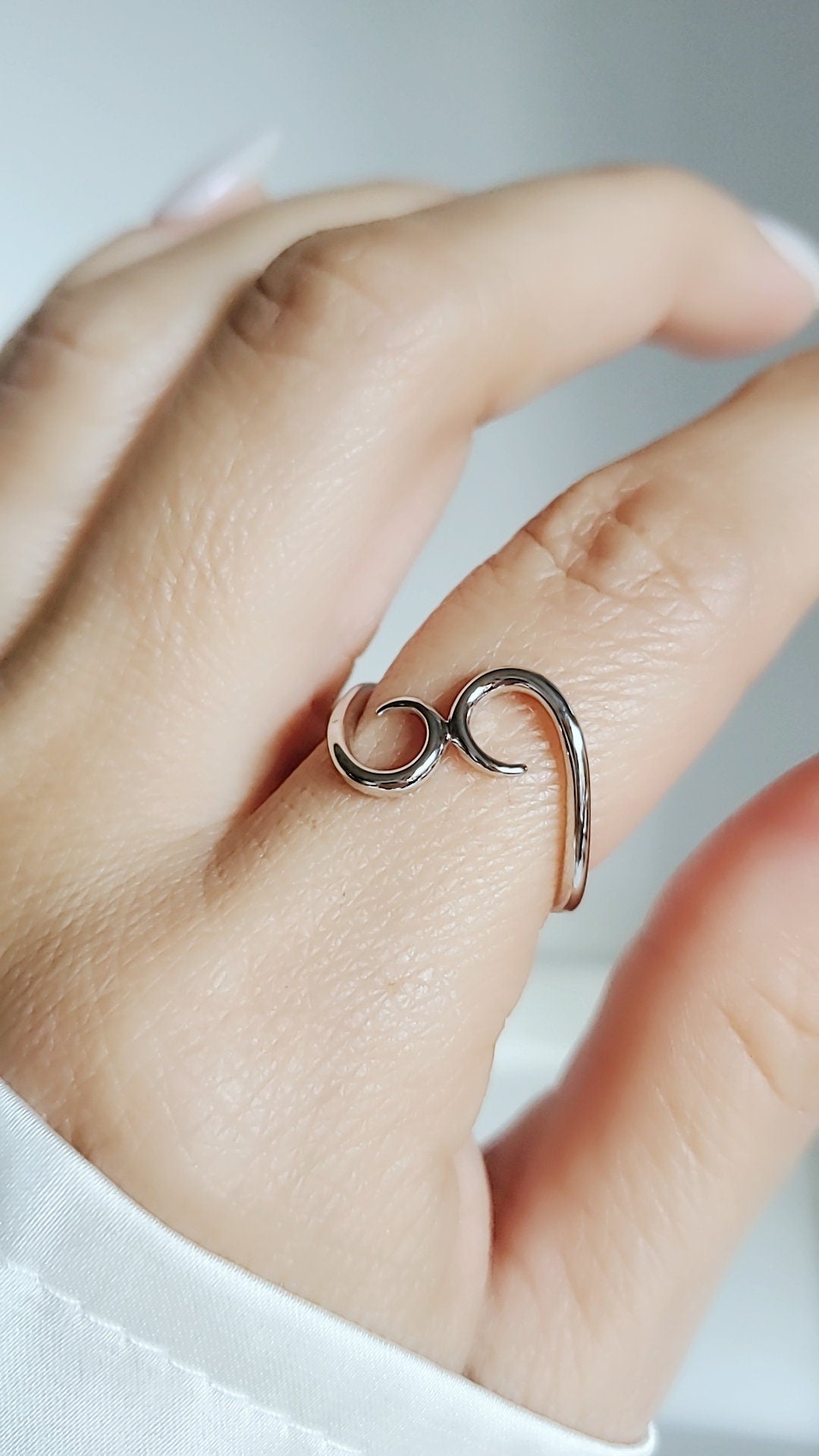 Sterling Silver Spiral Ring, Hook Ring, 925 Silver Ring, Dainty Women's Ring, Swirl Ring