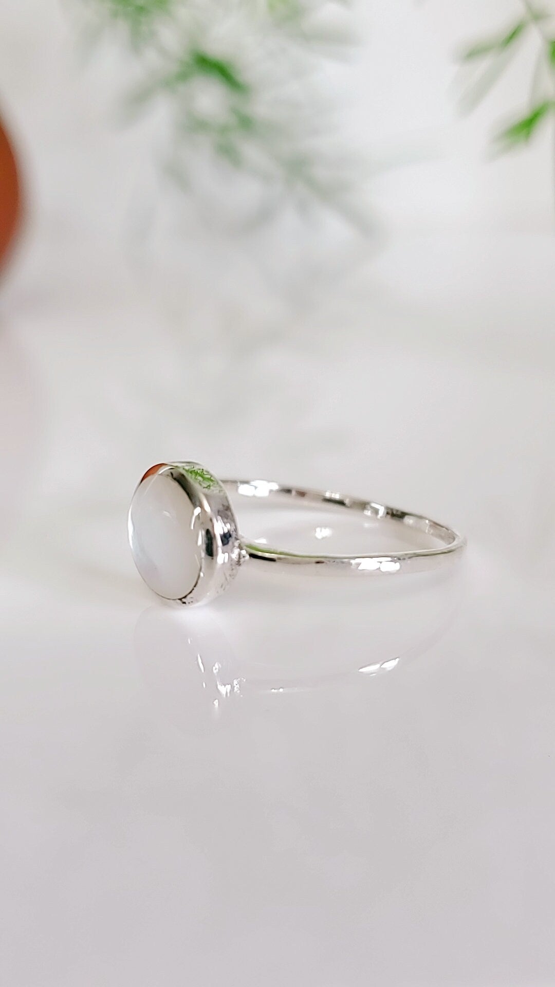 Sterling Silver Mother of Pearl Ring, Women Statement Ring, White Stone Ring, Wedding Ring, 925 Stamped, Ring for Women
