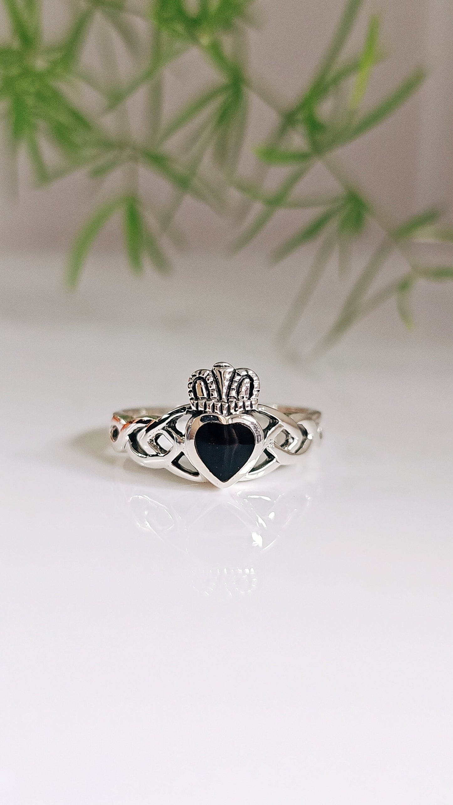 Sterling Silver Claddagh Celtic Onyx Ring, Friendship Loyalty Ring, 925 Silver, Irish Promise Ring, Love Ring, Woman's Ring