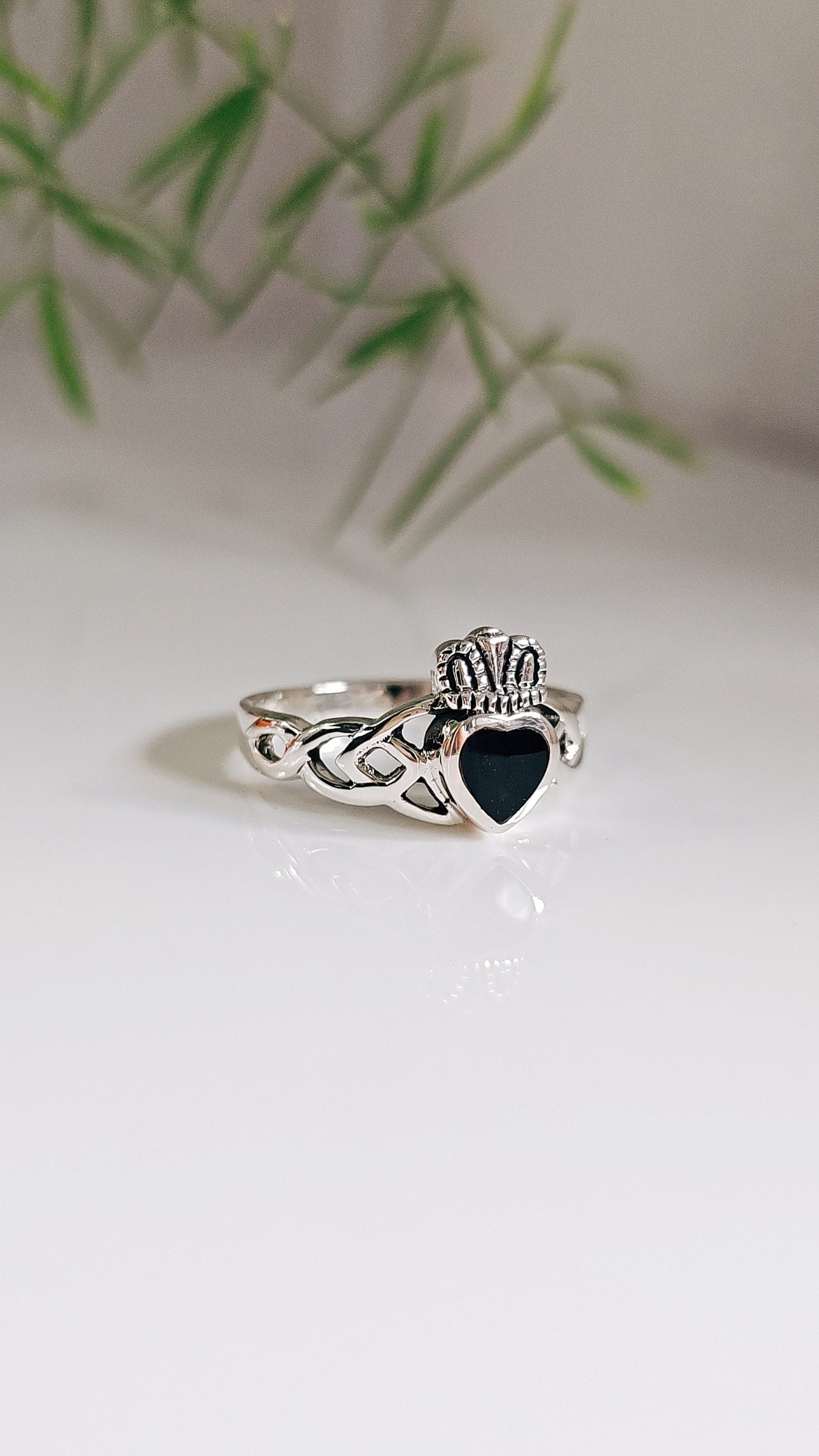 Sterling Silver Claddagh Celtic Onyx Ring, Friendship Loyalty Ring, 925 Silver, Irish Promise Ring, Love Ring, Woman's Ring