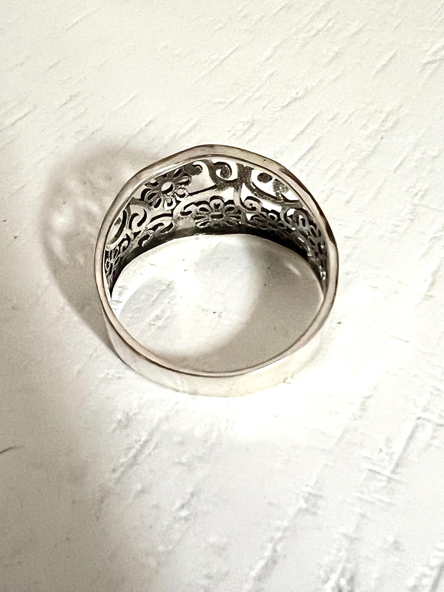 Sterling Silver Daisy Vine Ring: Minimalist Floral Band