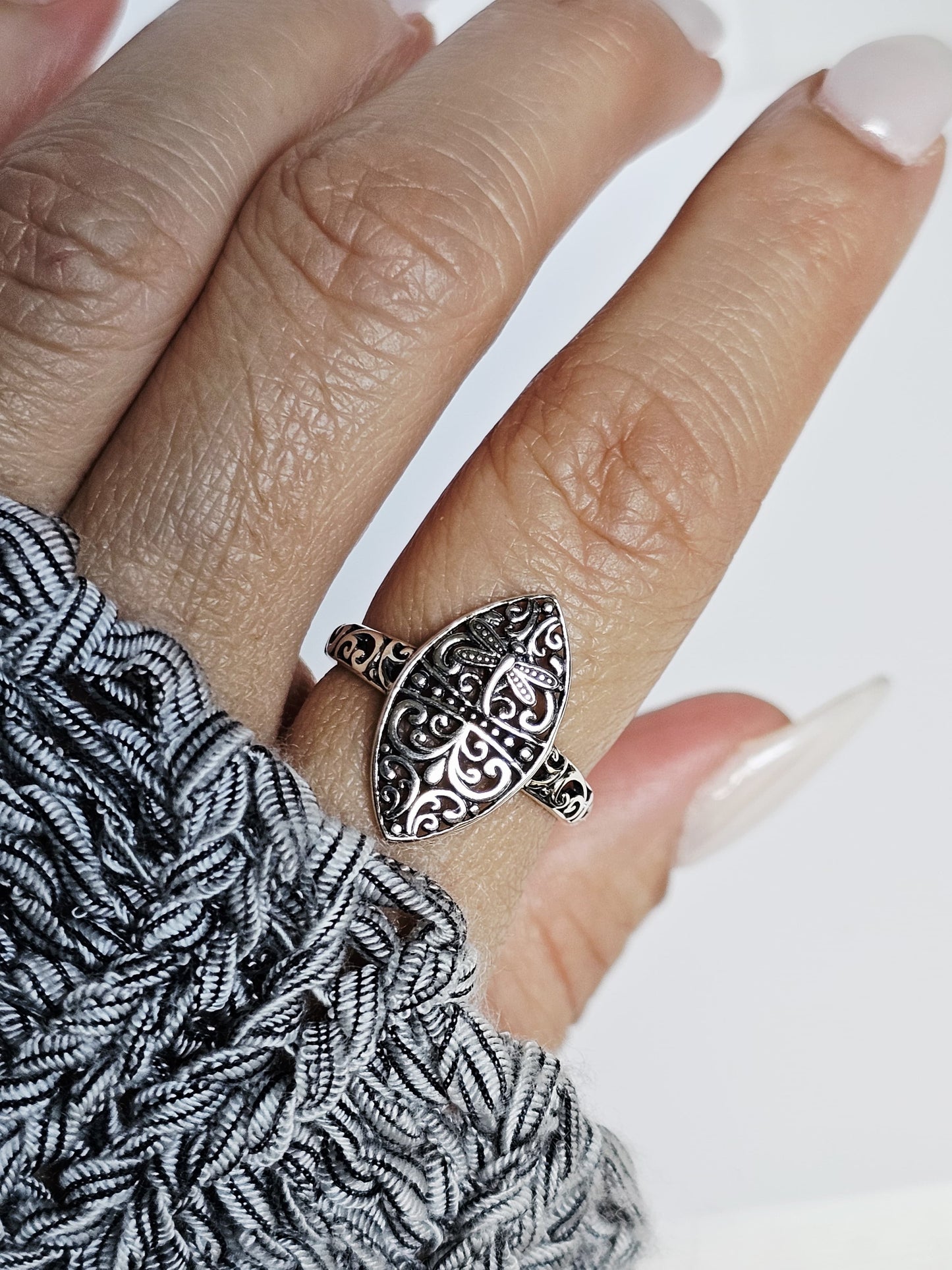 Sterling Silver Dragonfly Ring | 925 Vine Marquise Ring | Oxidized Silver Nature Jewelry | Minimalist Non-Tarnish Ring for Women