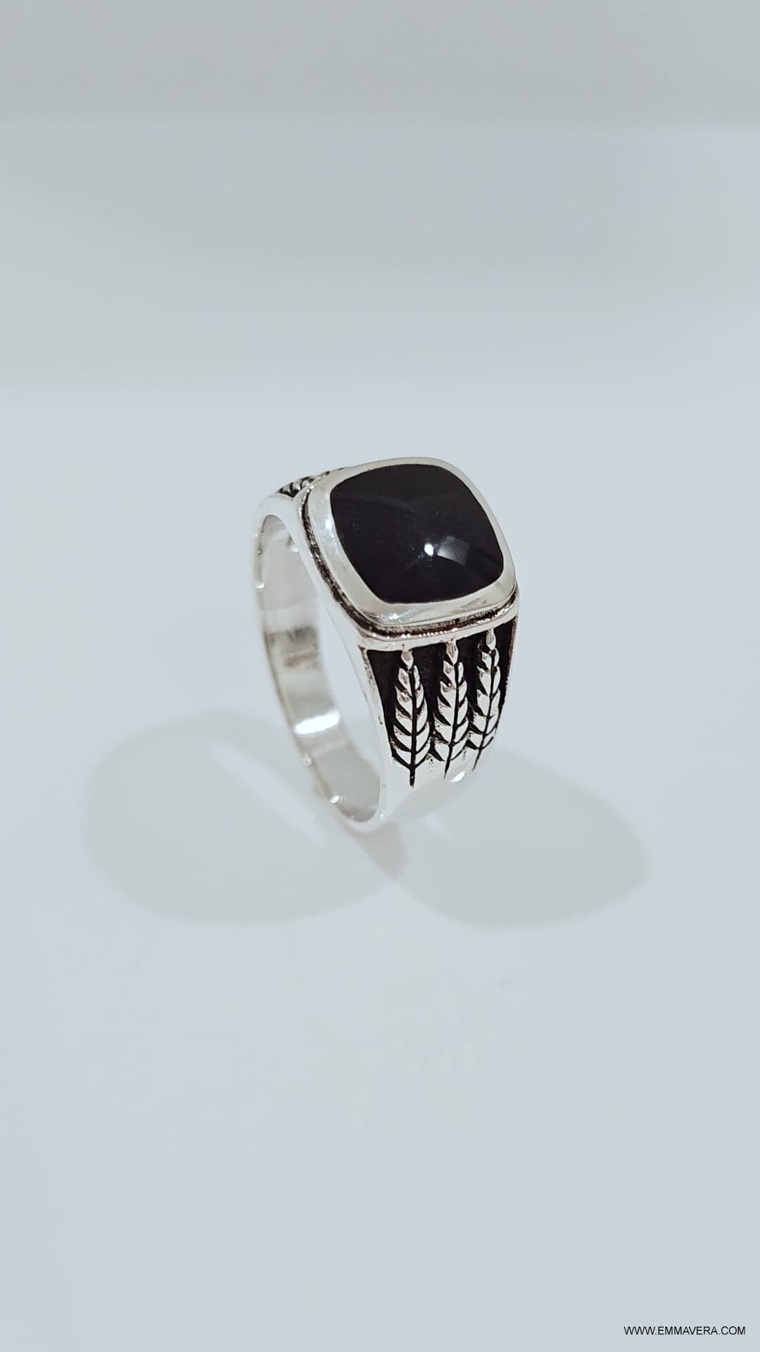 Leaves of 420 Onyx Stone Men's Silver Ring