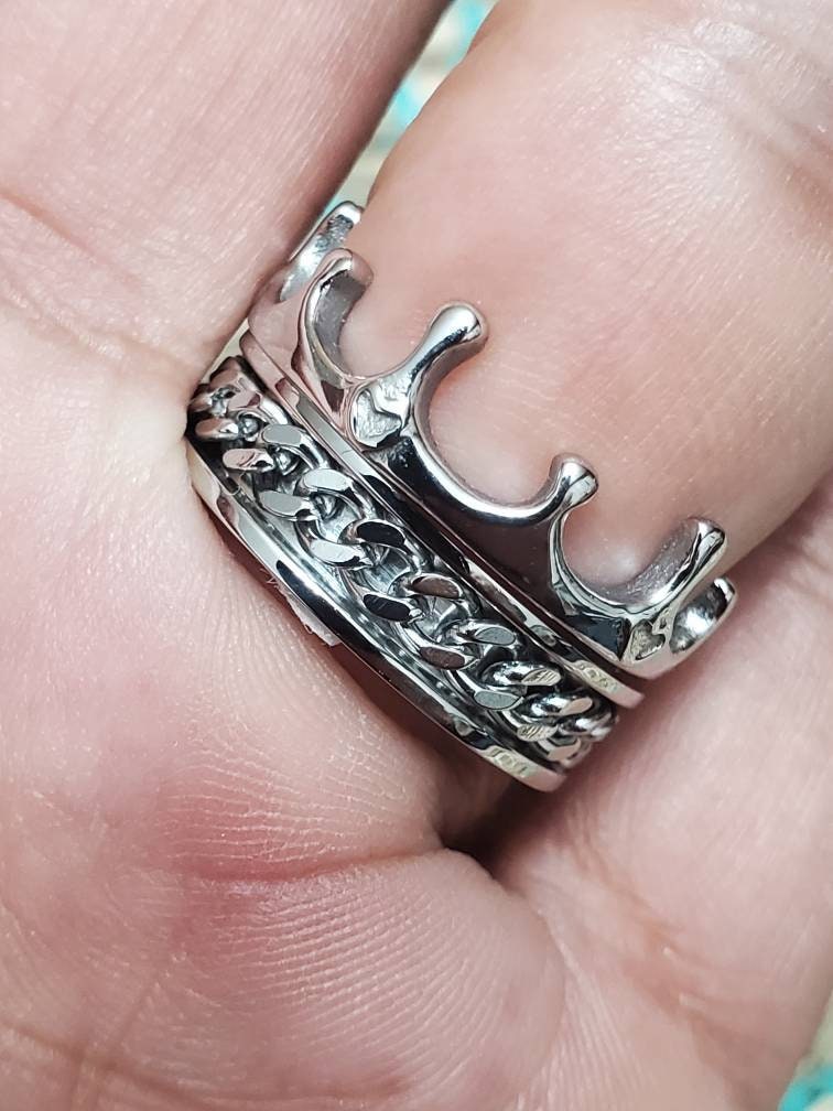 Crown Unisex Ring – Stainless Steel