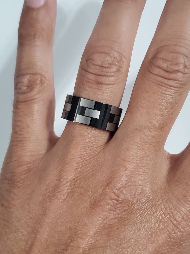 Black 3 Square Print Band