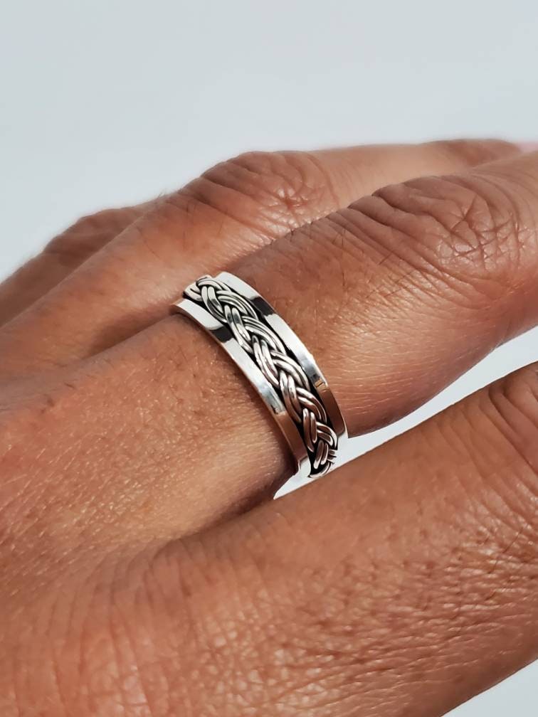 Braided Spinner Ring