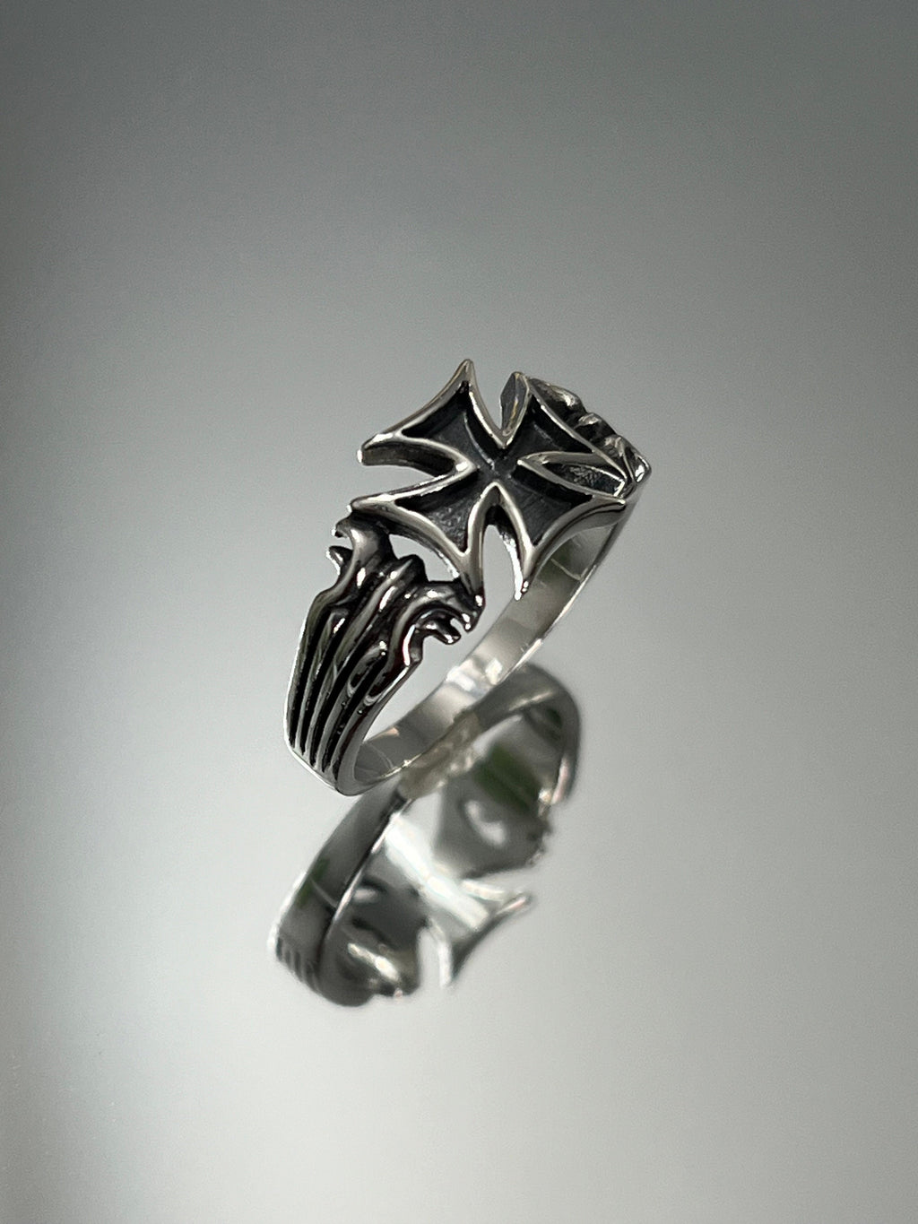Cross Ring – Sterling Silver with Rhodium Plated