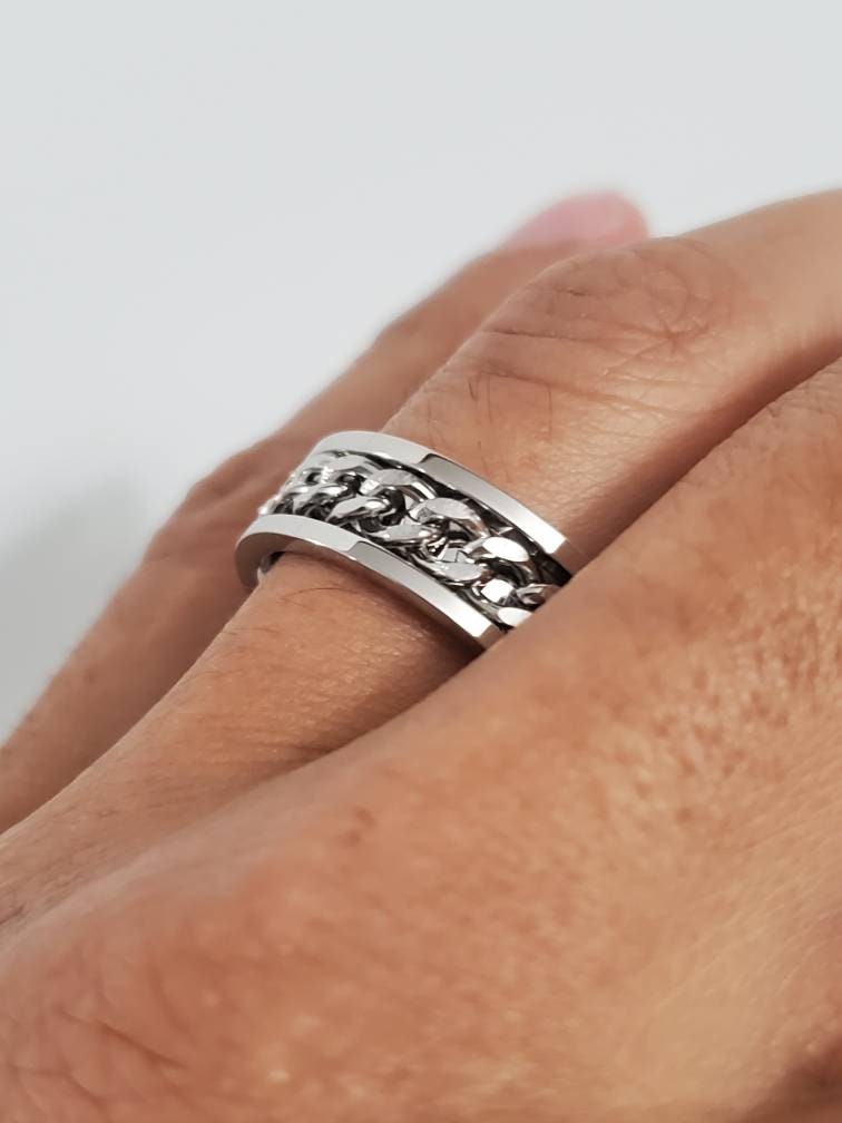 8mm Polished Stainless Steel Chain Link Spinner Ring – Men’s Wedding Band & Meditation Ring (316L)