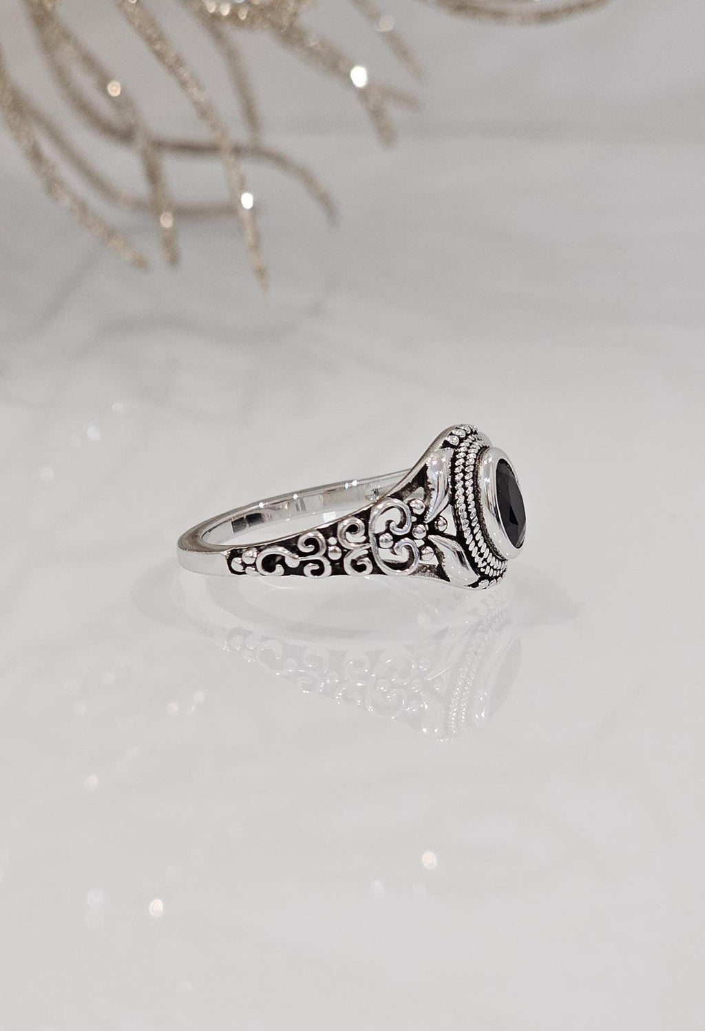 Black Onyx Signet Ring – 925 Sterling Silver