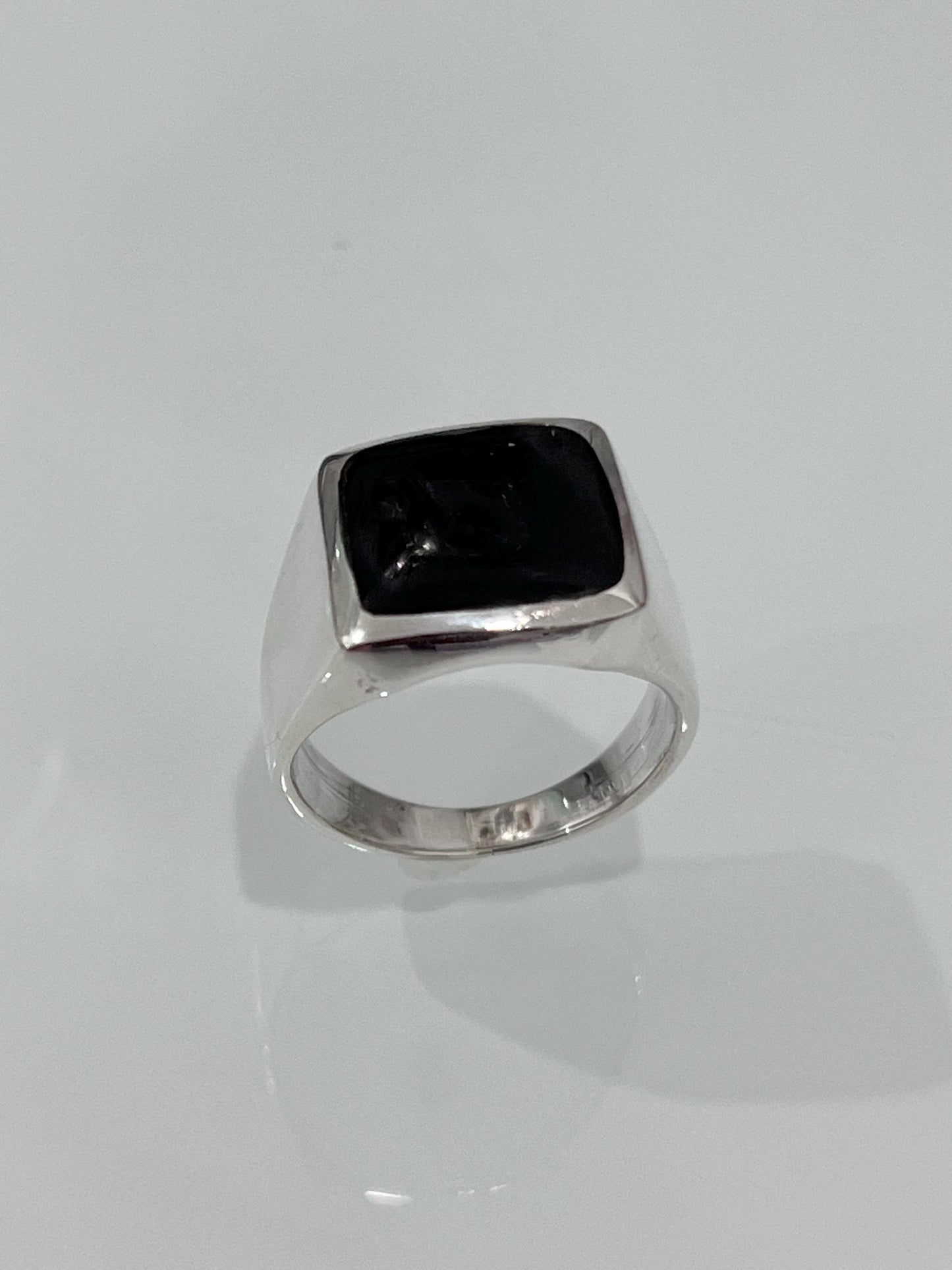 Onyx Sterling Silver Ring for Men: Traditional Band