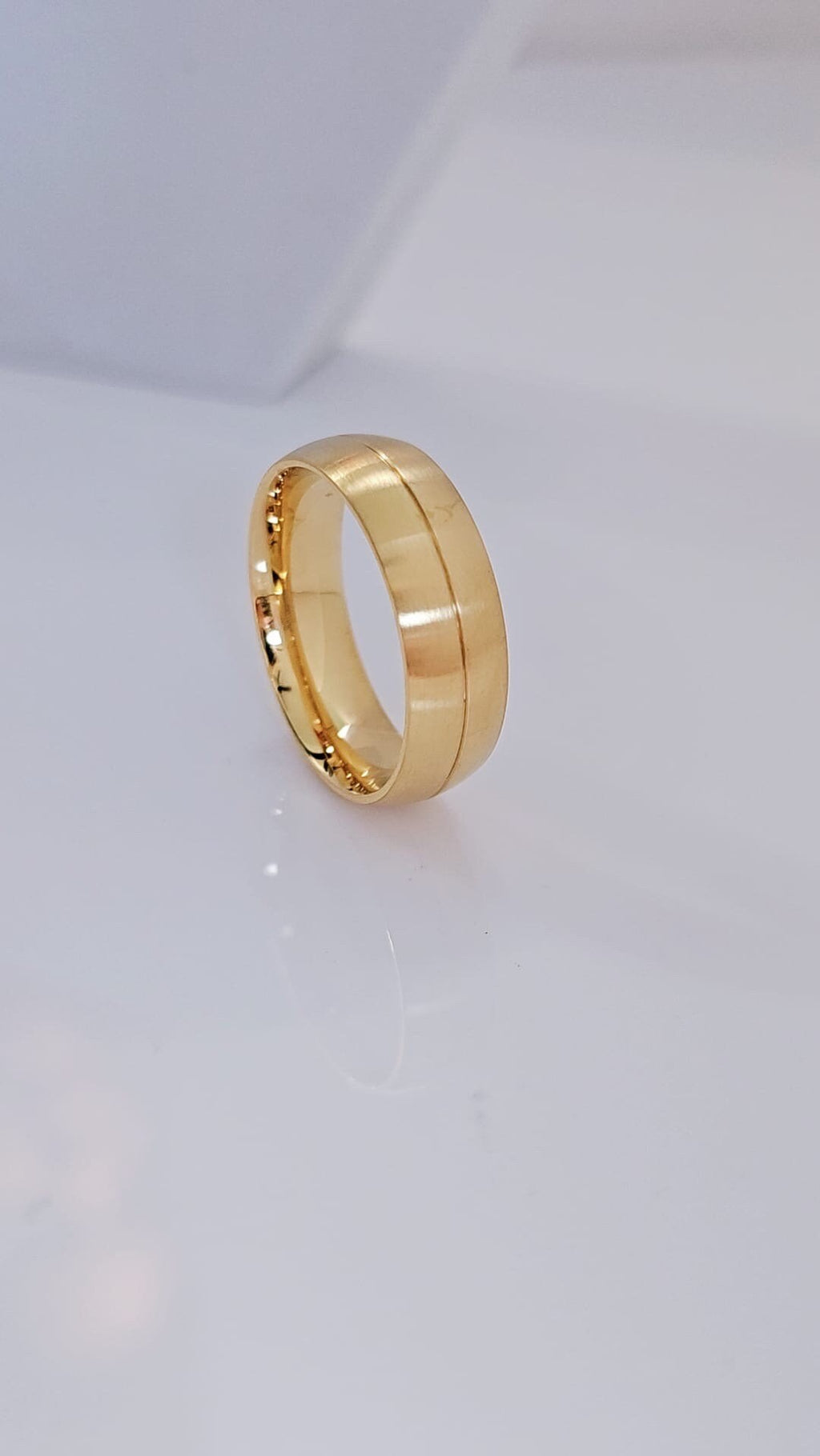 Gold Simple Striped Band