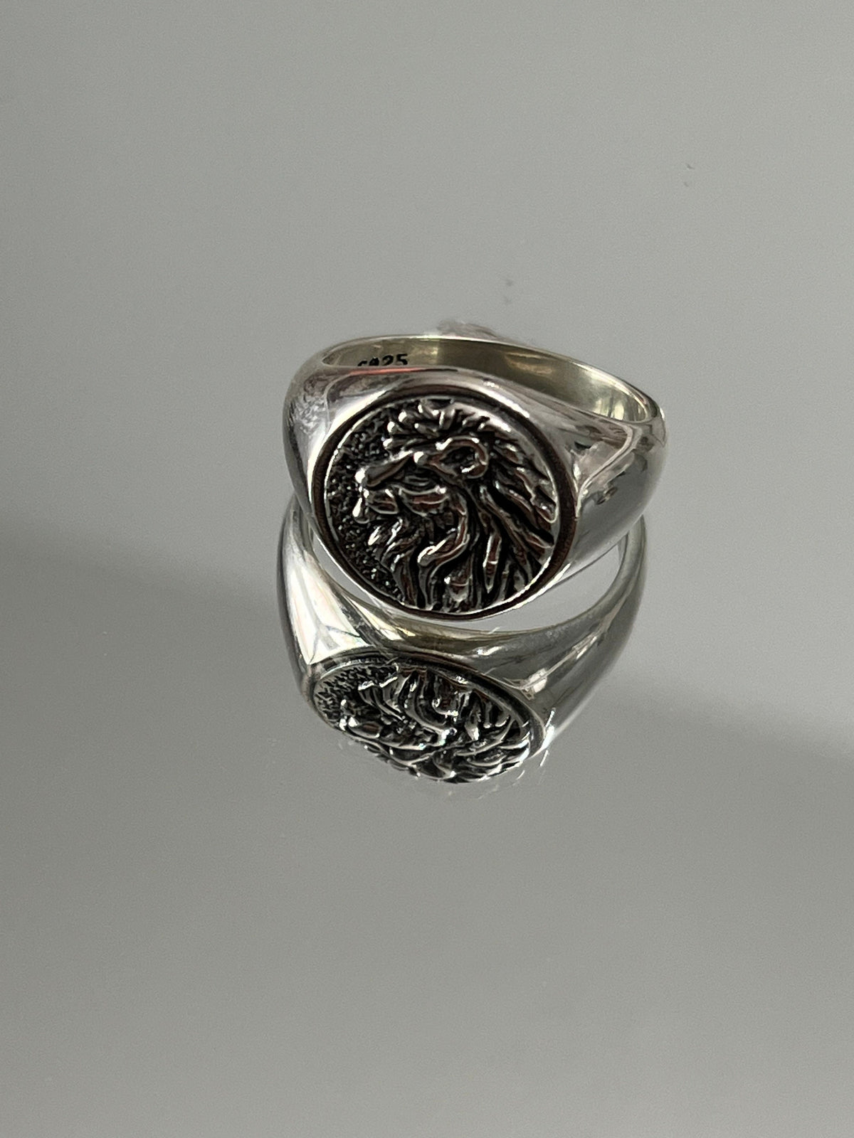 Lion's Ring