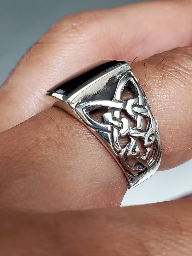 Onyx Celtic Ring