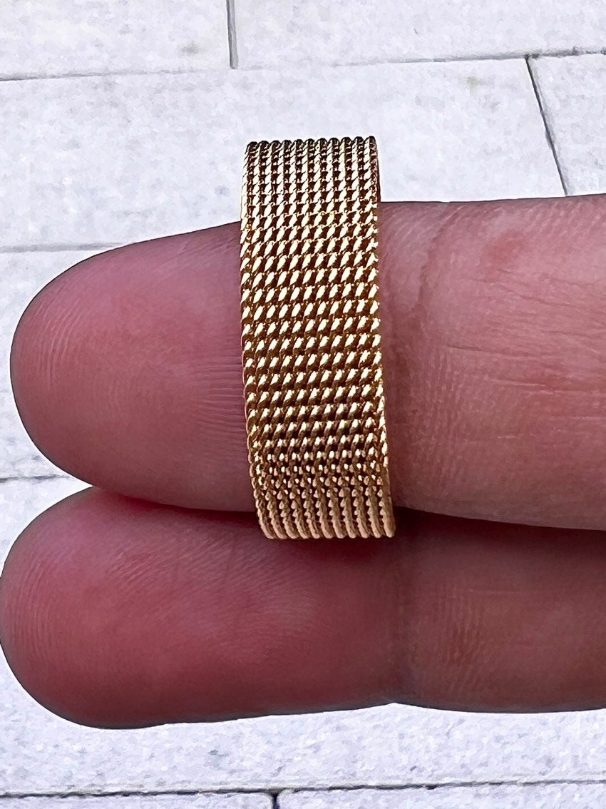 Gold Color Mesh Band 8mm Wedding Band