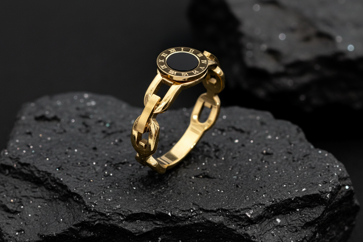 Roman Numeral Gold & Onyx Chain Ring