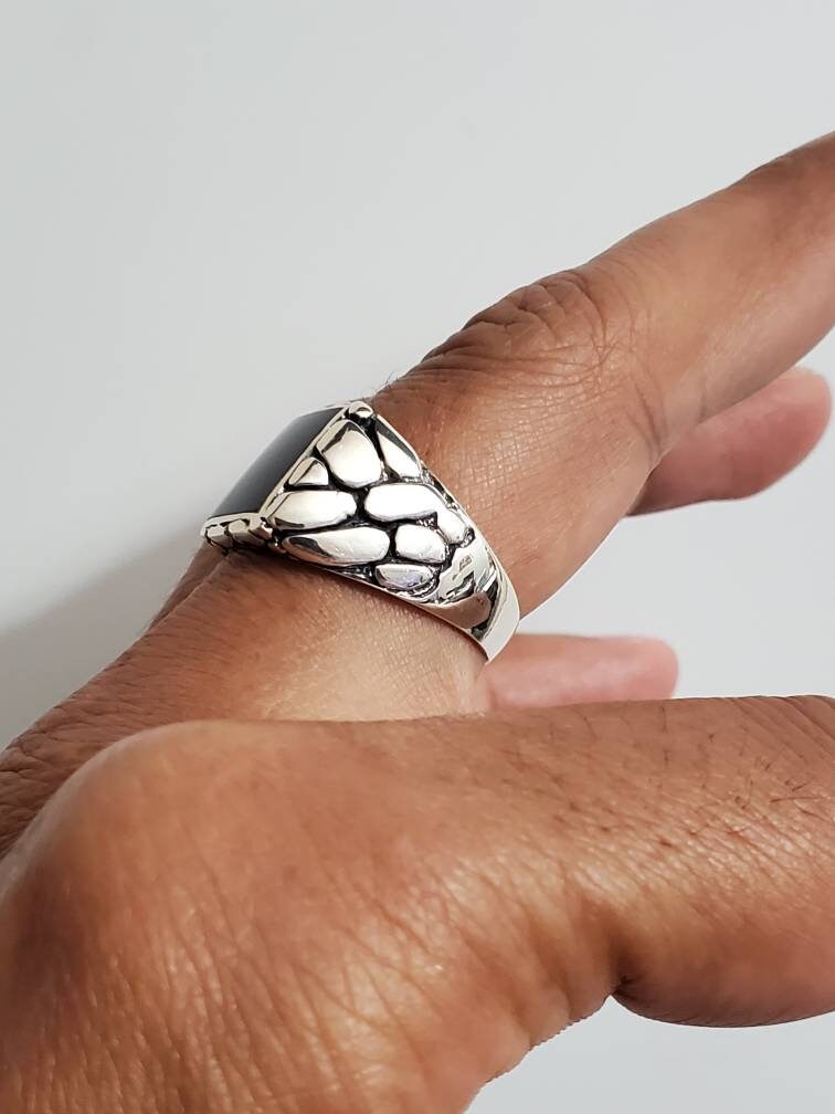 Onyx Masculine Men's Ring