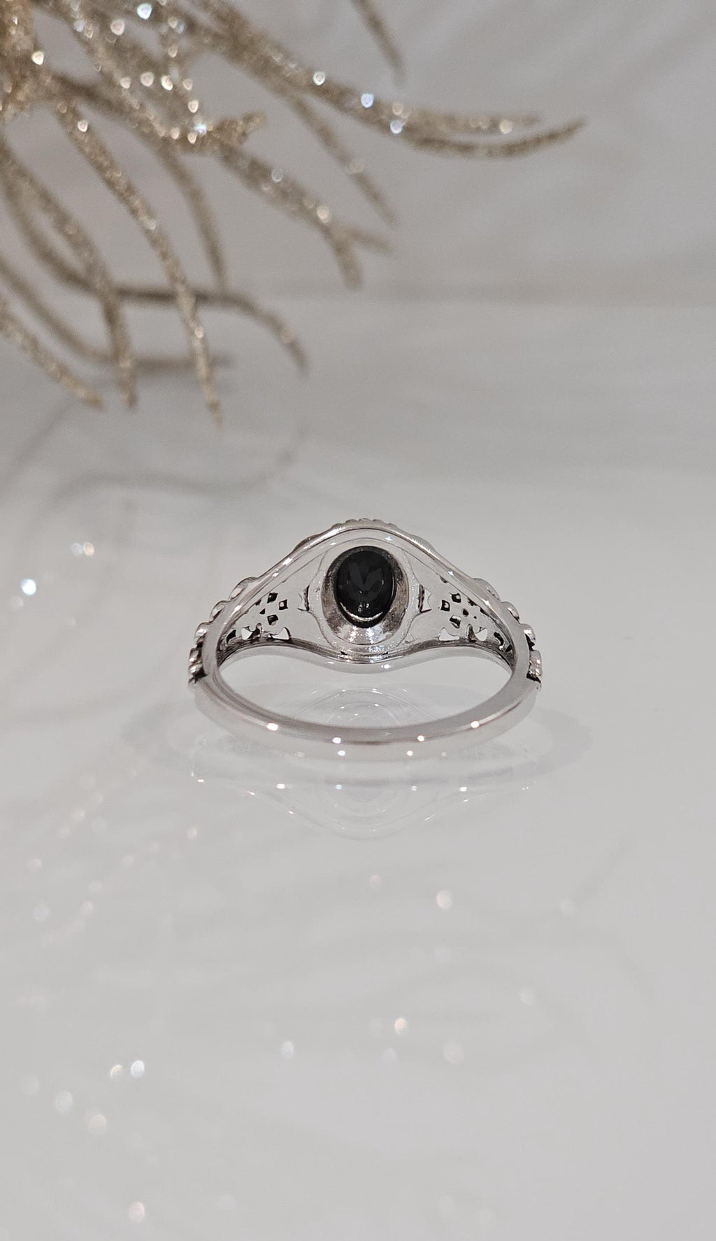Black Onyx Signet Ring – 925 Sterling Silver