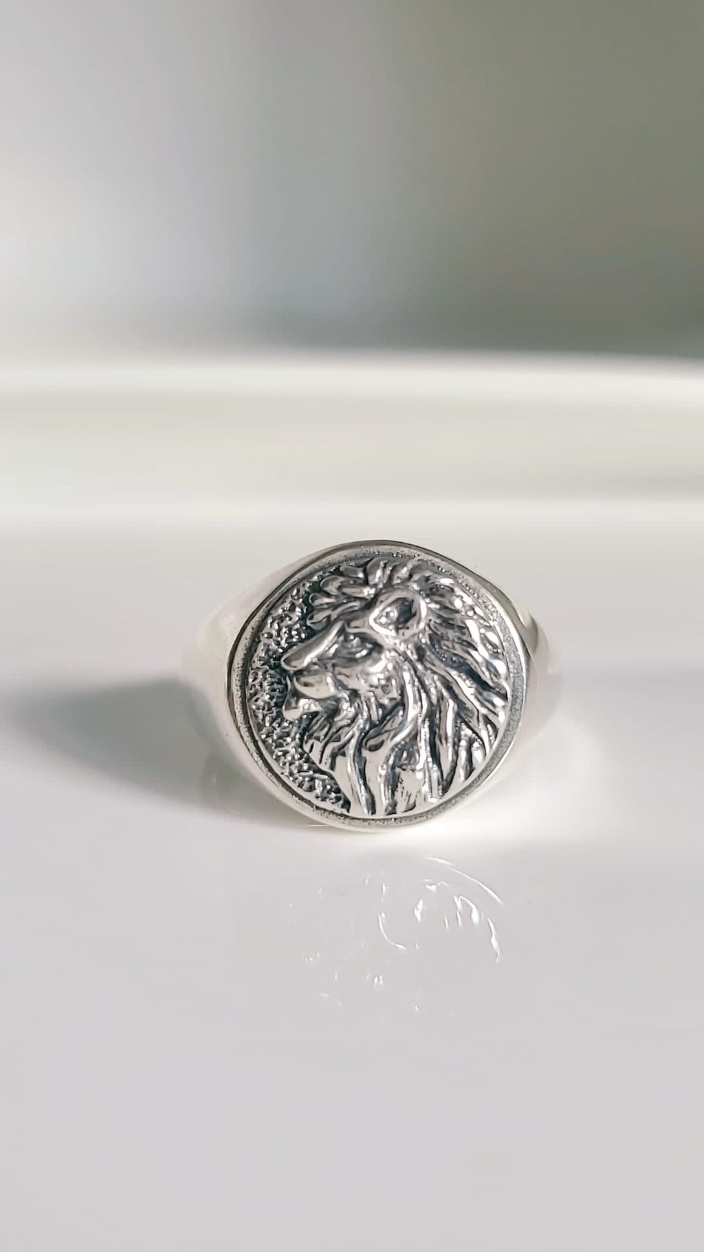 Lion's Ring