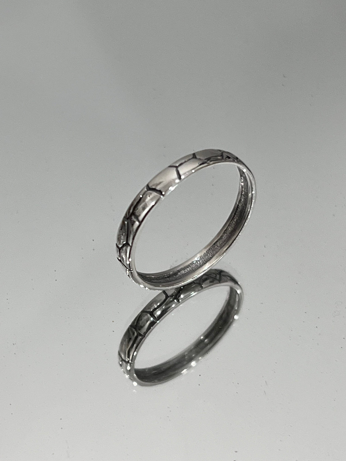 Slim 3mm Oxidized Design Band – Sterling Silver