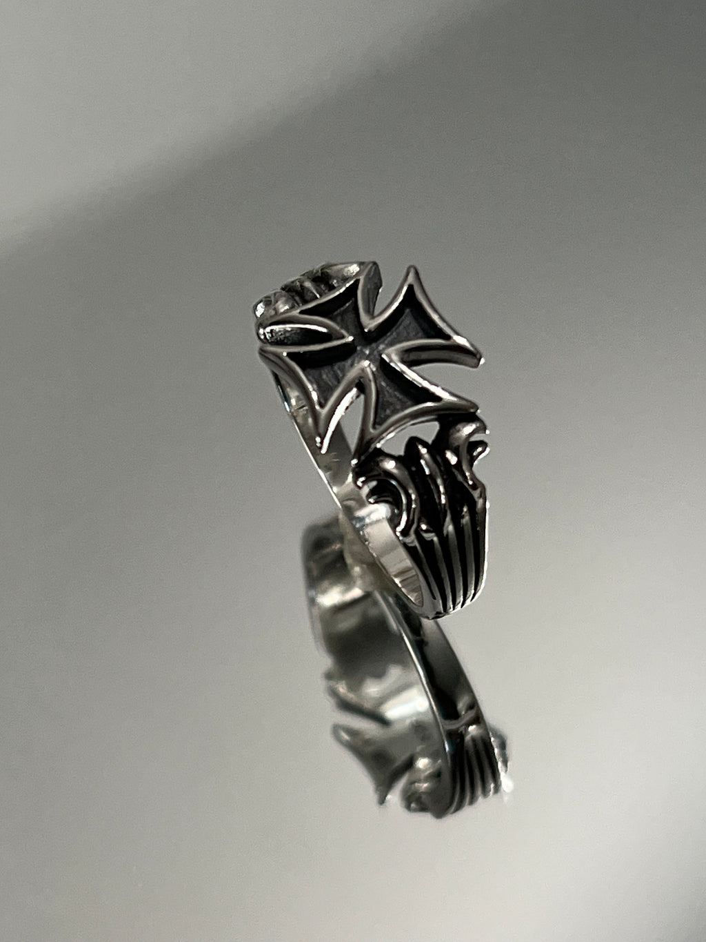 Cross Ring – Sterling Silver with Rhodium Plated