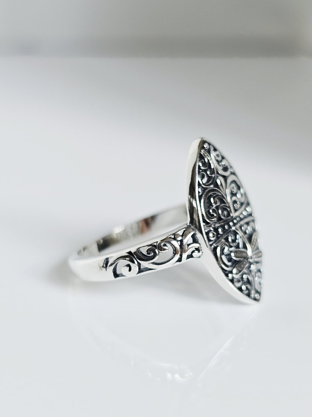 Dragonfly Ring – 925 Sterling Silver with Oxidized Finish